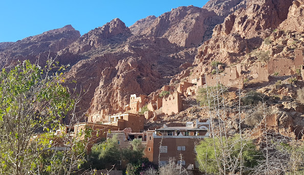 La Maison-Traditionnelle-Tafraoute-Anti-Atlas-Excursion.jpg
